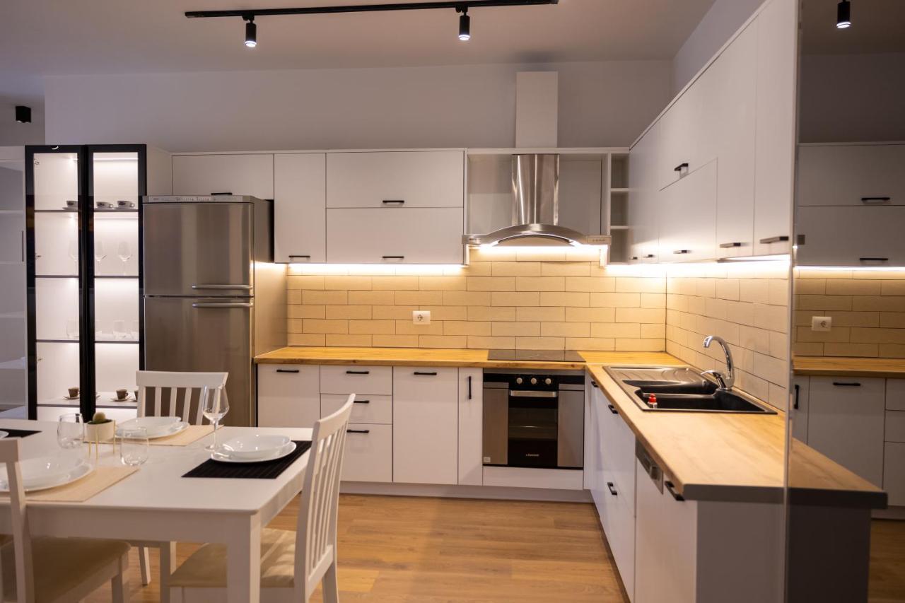 Victoria Lungomare Apartment Vlorë Εξωτερικό φωτογραφία