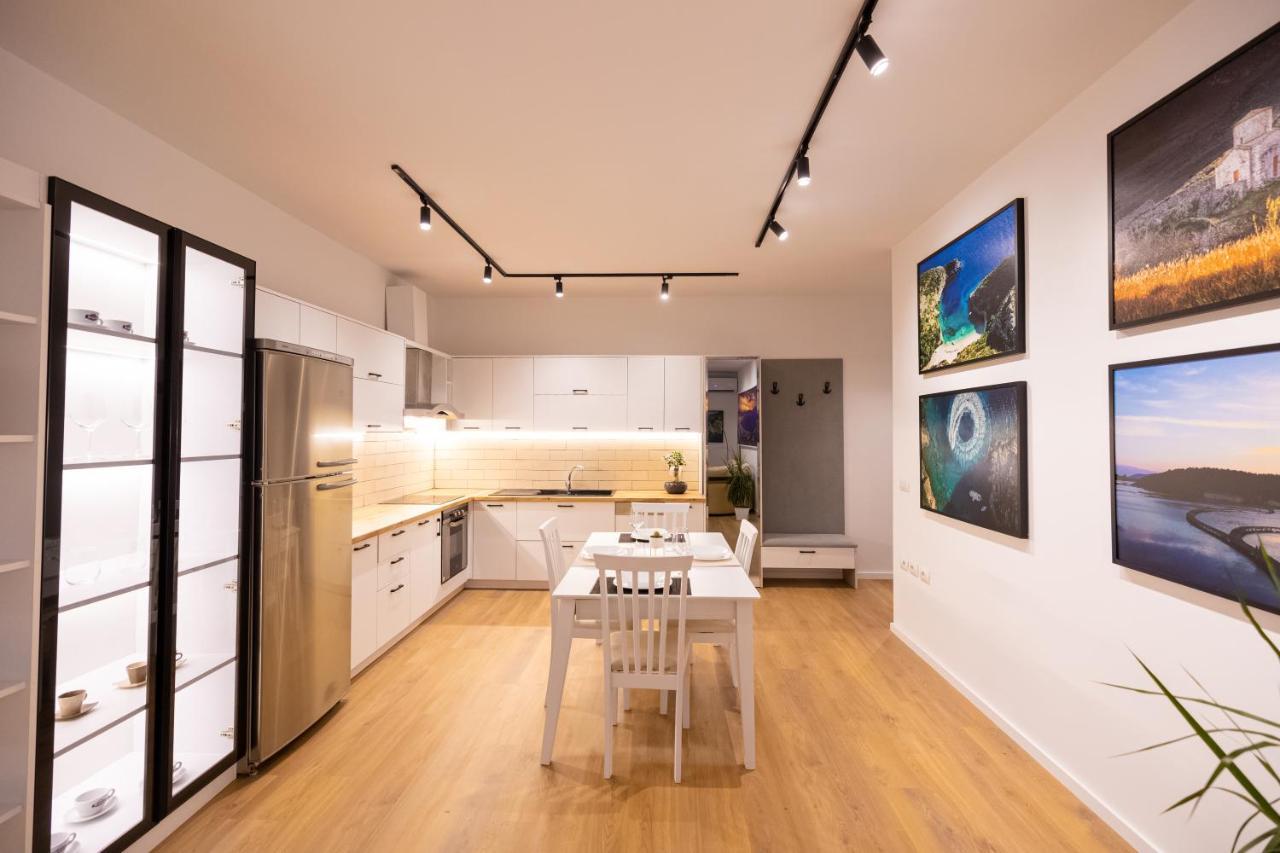 Victoria Lungomare Apartment Vlorë Εξωτερικό φωτογραφία