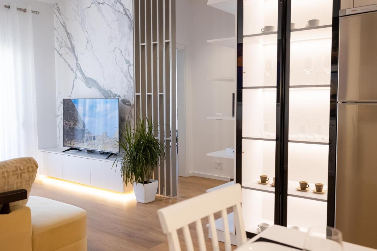 Victoria Lungomare Apartment Vlorë Εξωτερικό φωτογραφία
